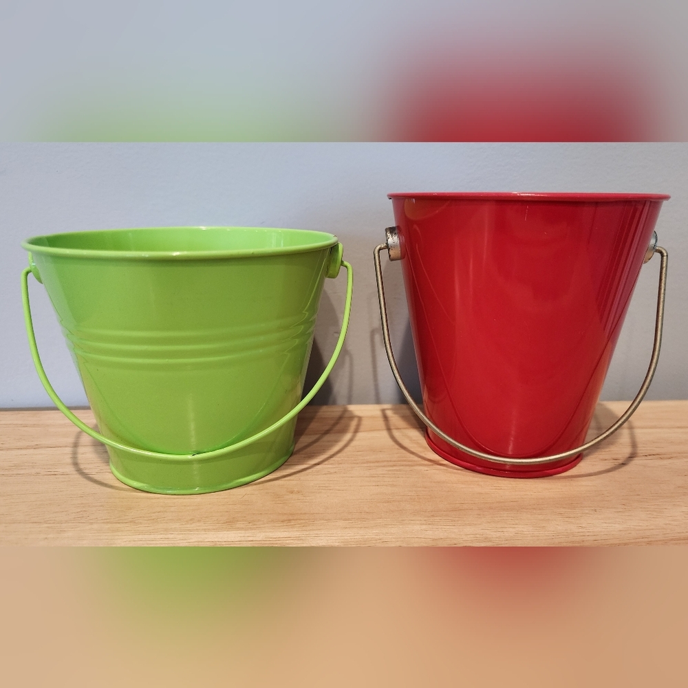 Lot Of 2 Mini Metal Pails/Buckets, Red Green Approx 4.5" For Plants, Favors, etc